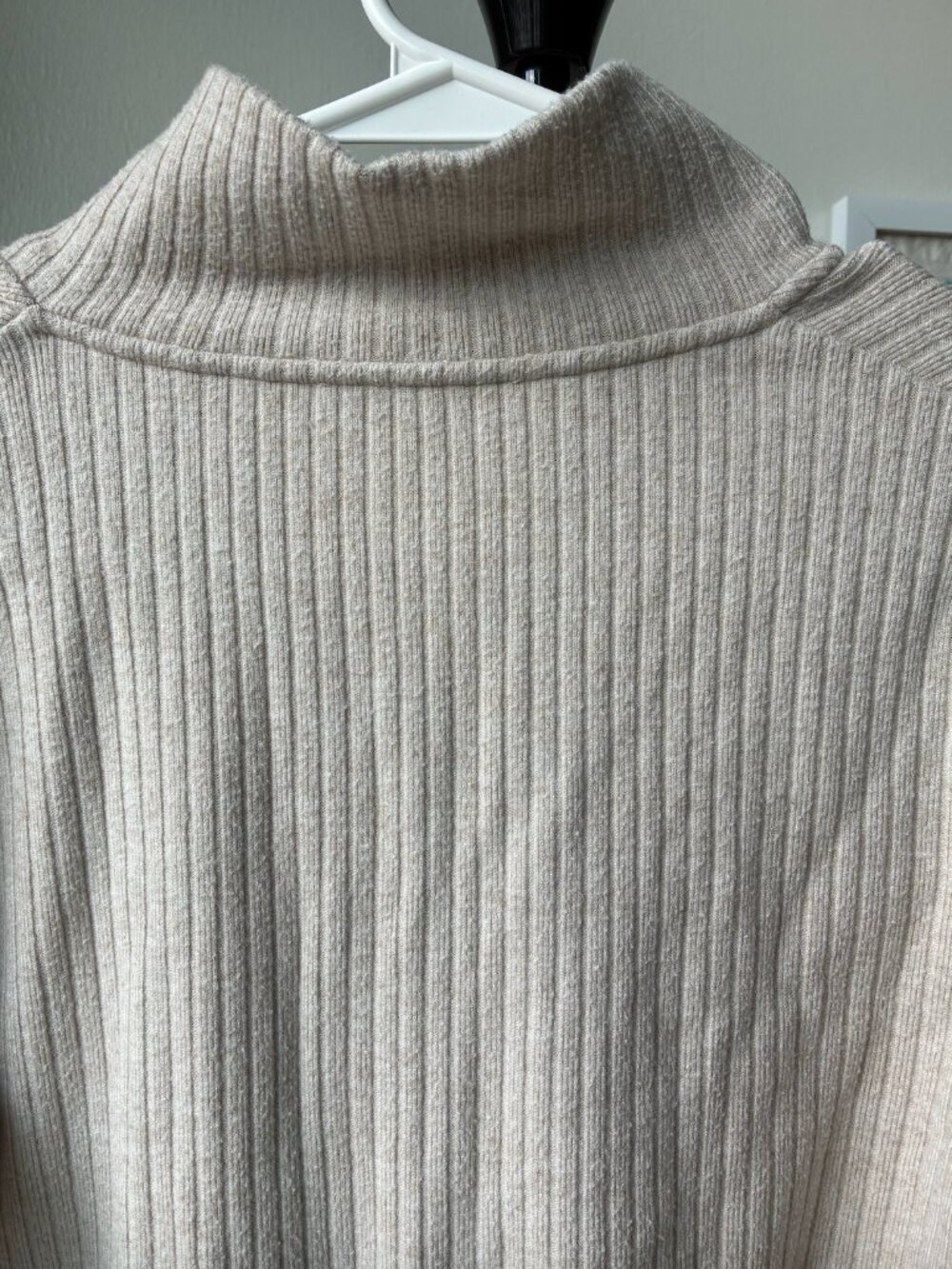 Vince Ribbed Half Zip Turtleneck in Heather Dark Ivory - Size M - Picture 10 of 14